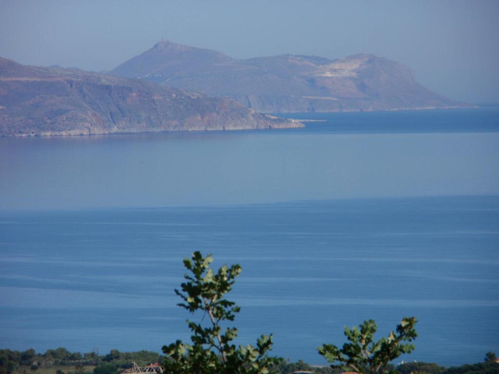 Vourvahis Seaview Apartments Karoti  Екстер'єр фото
